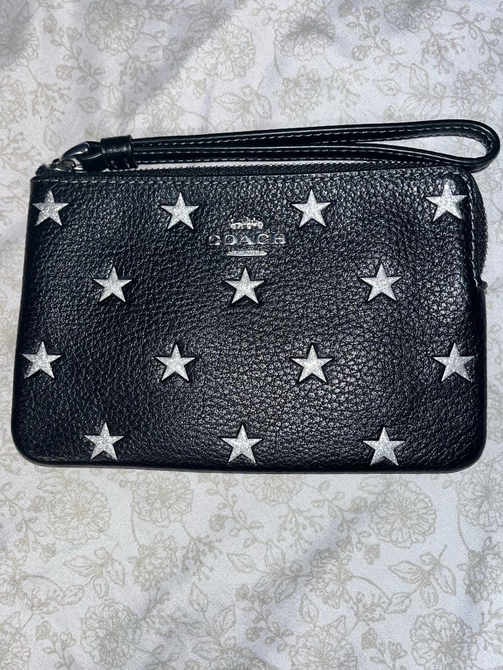 COACH STARS WRISTLET